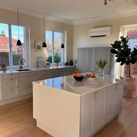 Apartment Big House Close To Copenhagen Charlottenlund